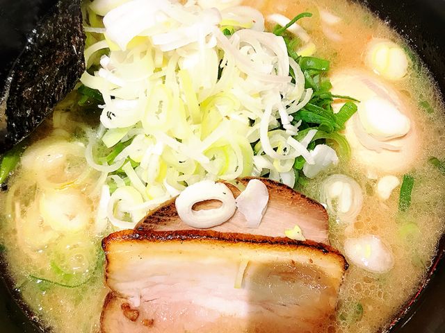 ねぎラーメンはねぎたっぷり!_河童ラーメン本舗天理店