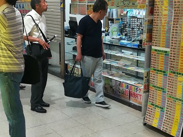 店舗_ジャパンギフトサービス 2ビルB2店