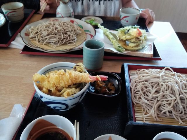 蕎麦は旨いが、天ぷらも美味い_つまごい