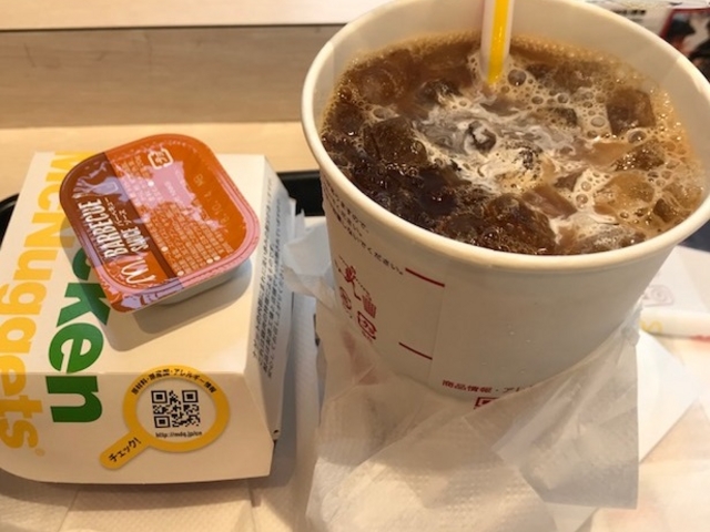 休憩でいただいたドリンク、サイドメニュー_マクドナルド有楽町ビルヂング店