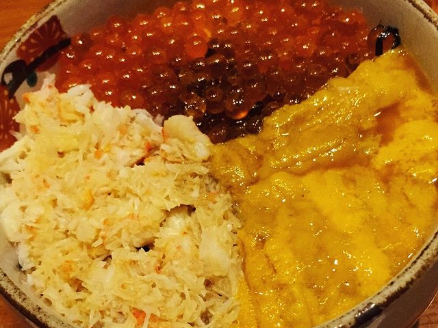 三色丼_きくよ食堂 ベイエリア店
