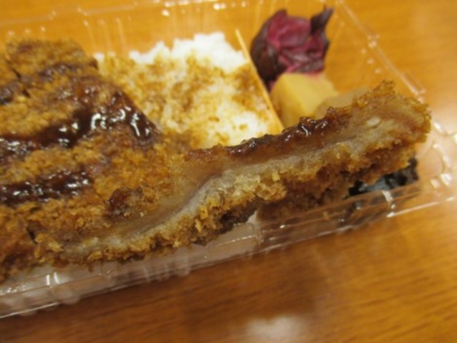 とんかつ弁当_万葉軒