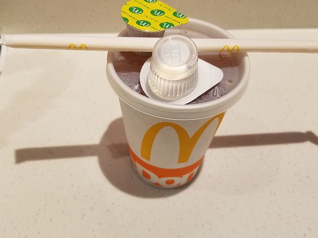 アイスレモンティーを頂きました。_マクドナルド葛西店