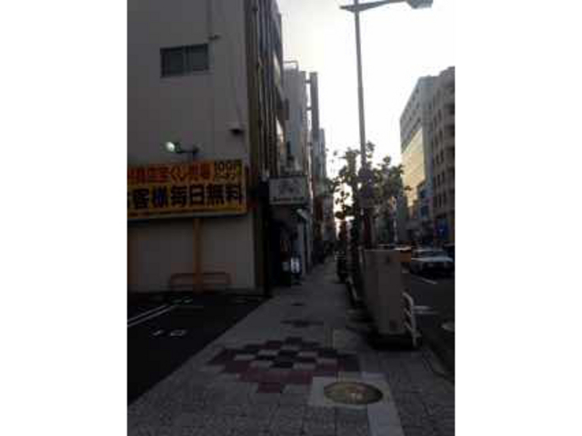 この先に野咲があります_ライオン