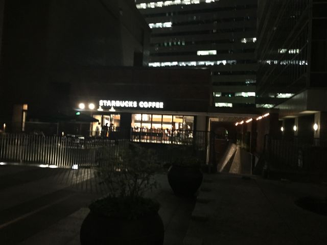お洒落な雰囲気_スターバックス 大阪ガーデンシティ店
