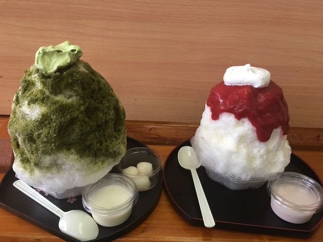 宇治金時と生イチゴスペシャルです_松月氷室