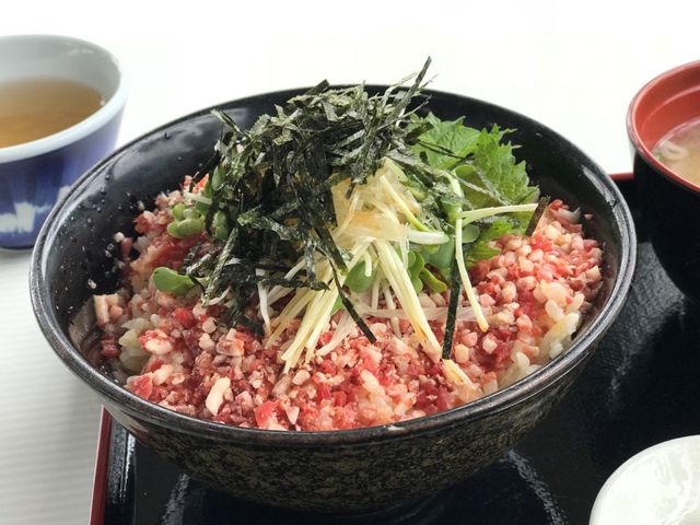 牛トロ丼 930円_清水ドライブイン