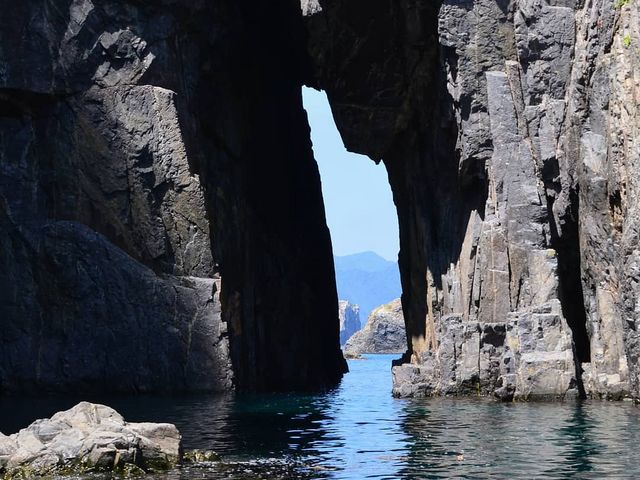 「島見門」と呼ばれる景勝☆_青海島
