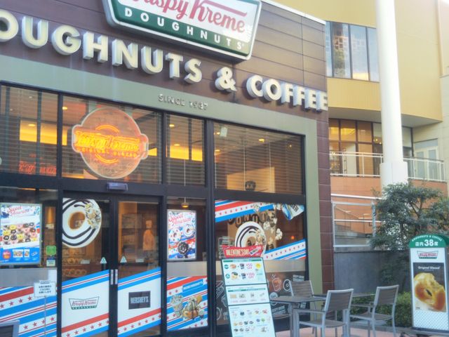 『クリスピー・クリーム・ドーナツ 船橋ららぽーとTOKYO-BAY店』。_クリスピー・クリーム・ドーナツ 船橋ららぽーとTOKYO-BAY店(Krispy Kreme Doughnuts)