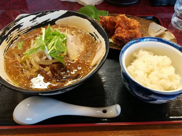 ラーメン、唐揚げセット_みそ神