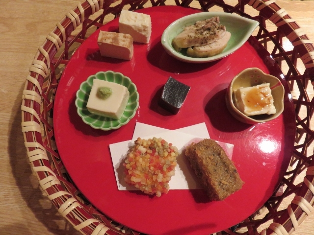 籠盛_豆腐料理とおばんざい 京都 豆八 先斗町