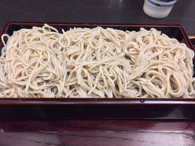 こちらは主人が注文したせいろ大盛り(十割)_藤木庵