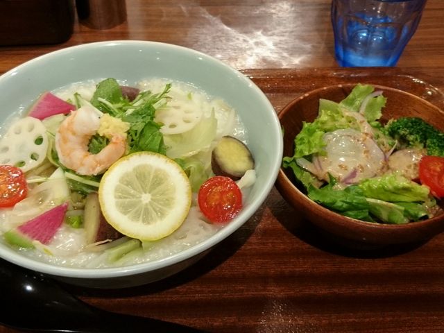 ベジ粥_粥餐庁 かゆさんちん KITTE博多店