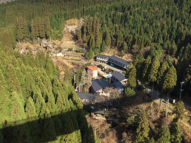 橋の上から見下ろした山林閣_山林閣
