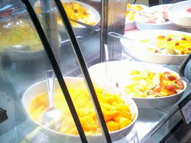 『タカノフーズショップ 池袋サラダ店』。_タカノフーズショップ 池袋サラダ店