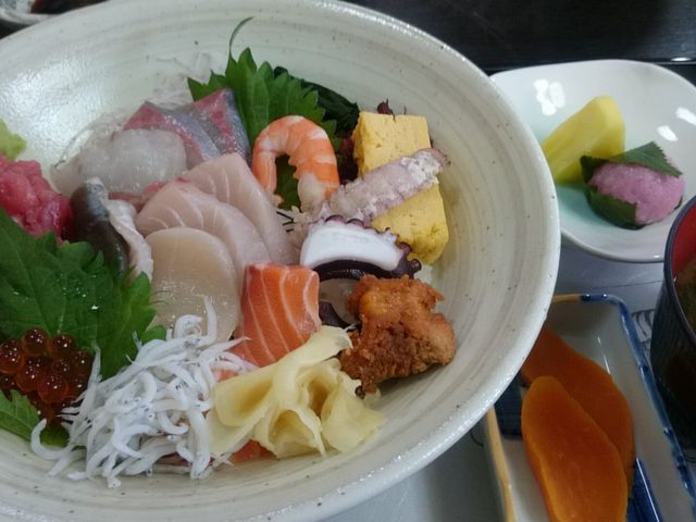 大皿海鮮丼¥1500_かねだい