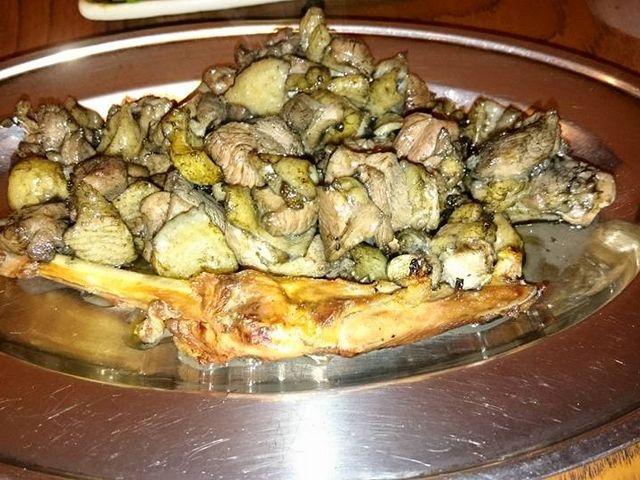 地鶏の炭火焼_まんとく 大分