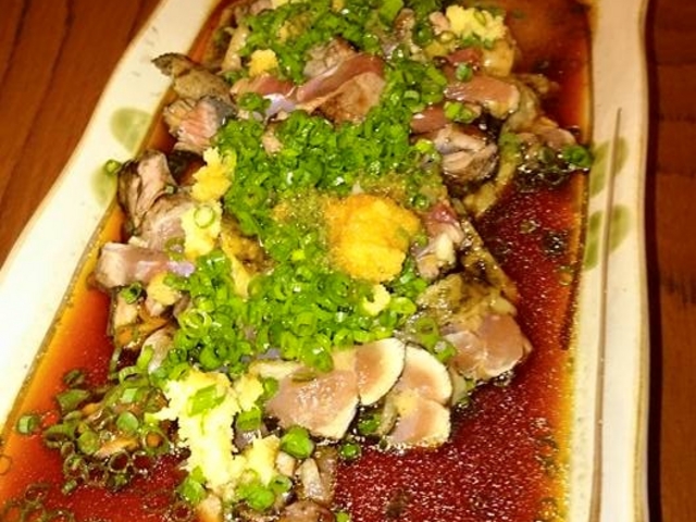 地鶏のタタキ_まんとく 大分