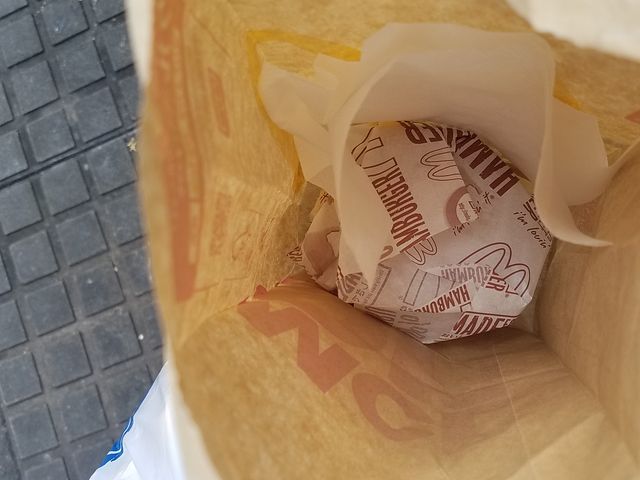 テイクアウトしました_マクドナルド 銀座アイタワー店
