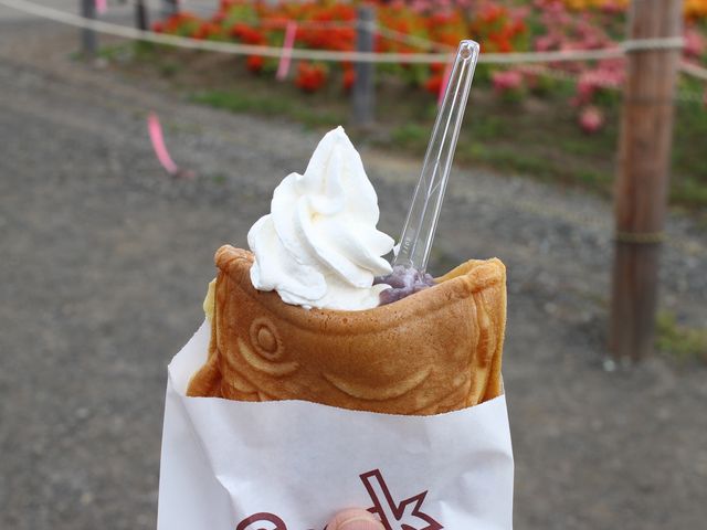 あんこと生クリームのたい焼き_四季彩の丘 売店