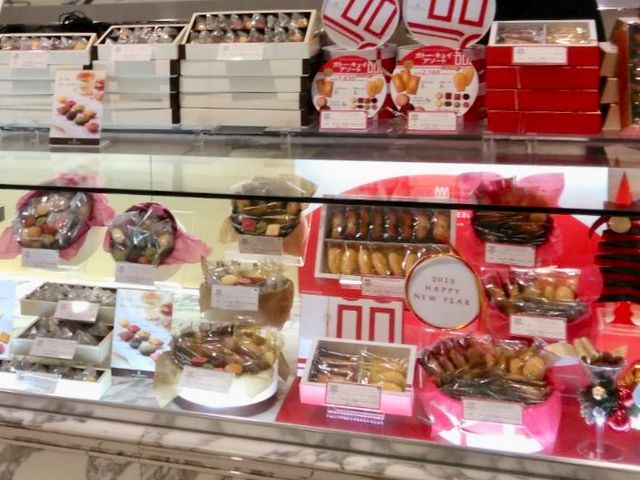 博多阪急店_アンリ・シャルパンティエ 博多阪急店