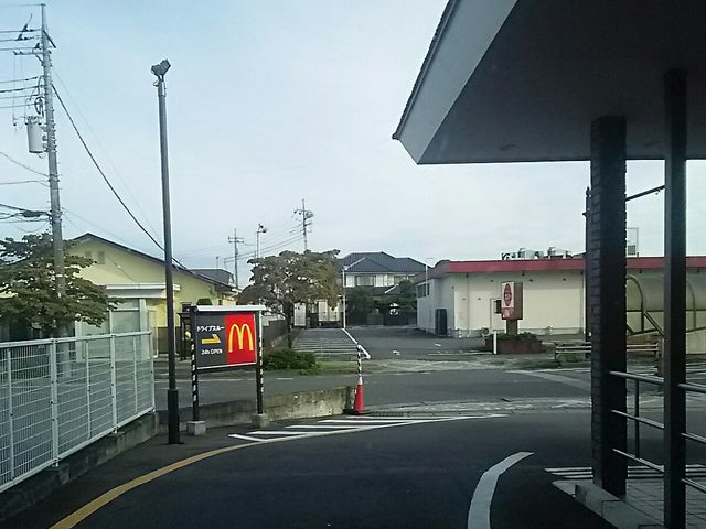 ドライブスルー_マクドナルド4号線氏家店