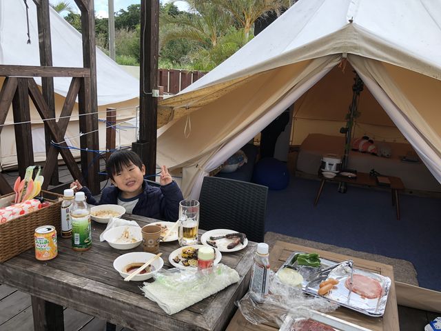 孫は大喜び!お肉美味しいよ_美ら海ビレッジ