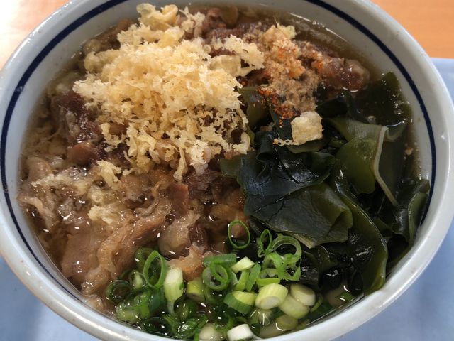 肉うどん_うどん処しんせい