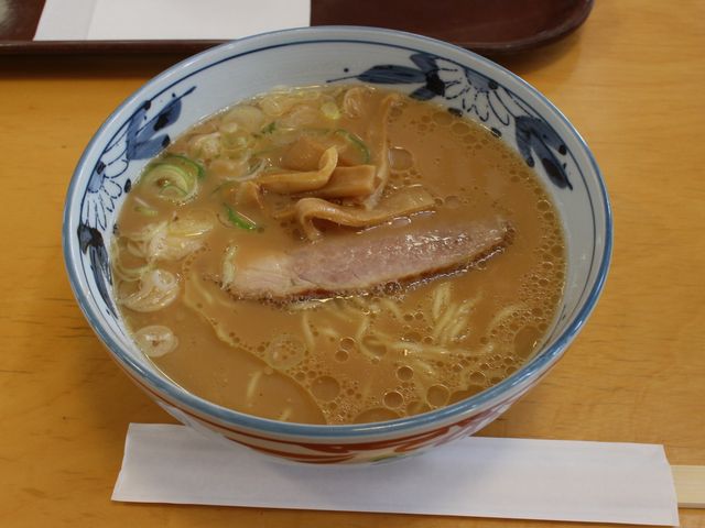醤油ラーメン_旭山動物園 正門ファーストフード