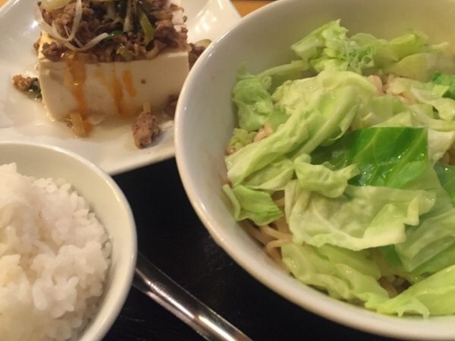 四川風冷奴定食です。_花の木