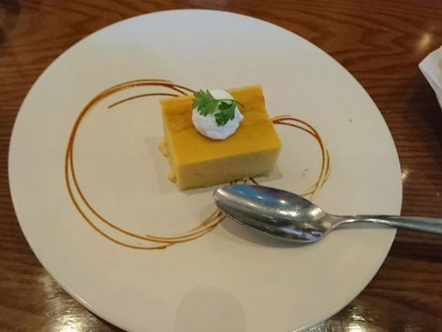 デザートにミニプリンを追加_RIGOLETTO WINE AND BAR