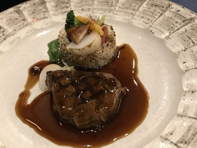 特選牛フィレ肉 グリル_Restaurant 信