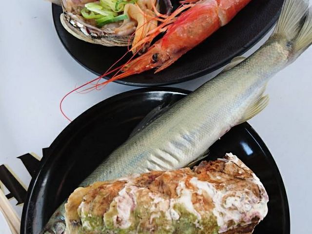 新鮮な魚介類が味わえます_柳橋中央市場
