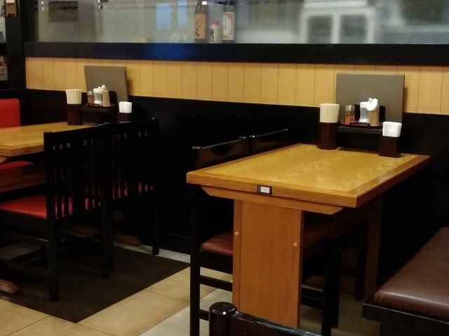 店内_杵屋ジョイフルタウン鳥栖店