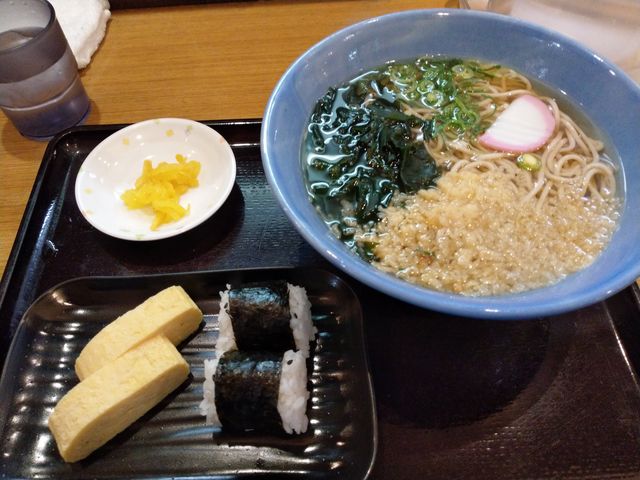朝食セット_阪急そば梅田駅3階店