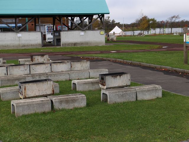 BBQコーナー_しのつ公園キャンプ場
