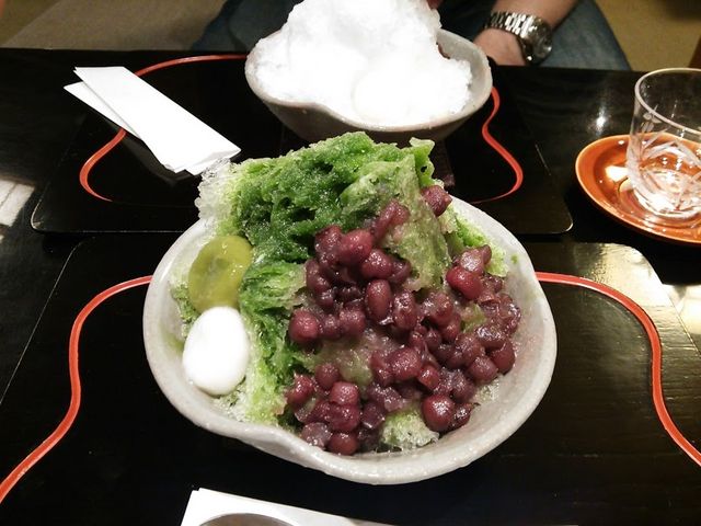 鶴屋吉信・本店