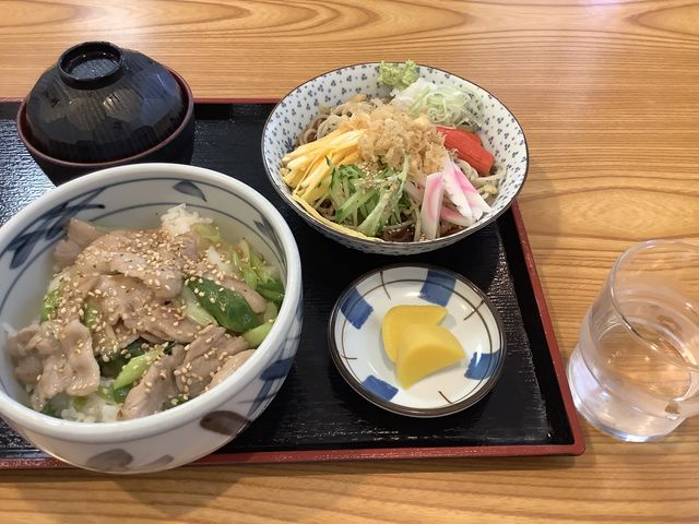 暖かくなったら冷やしで_そば処くらた