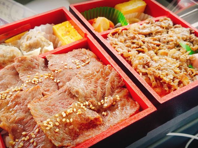 出来立て!_松川弁当店 米沢駅ホーム