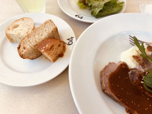 料理も美味しいです_Bar&Bistro 64