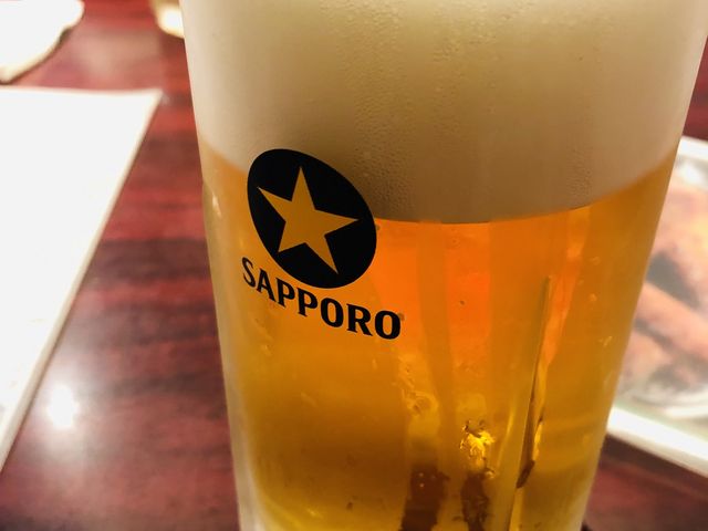 サッポロビール大ジョッキが嬉しい_海鮮居酒屋 まどもあぜる