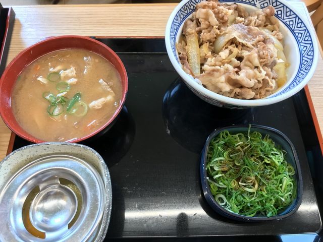写真_吉野家郡山さくら通店