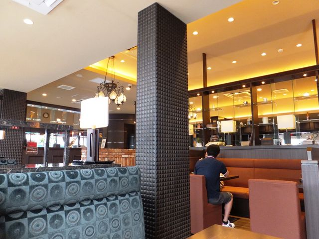 店内の様子_支留比亜珈琲店 鈴鹿中央通り店