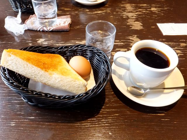 ブレンドコーヒー+すっぴんのサービスモーニング_支留比亜珈琲店 鈴鹿中央通り店