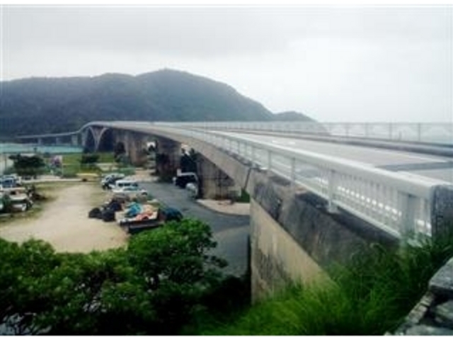 「阿嘉大橋」(阿嘉島⇔慶留間島)_阿嘉島