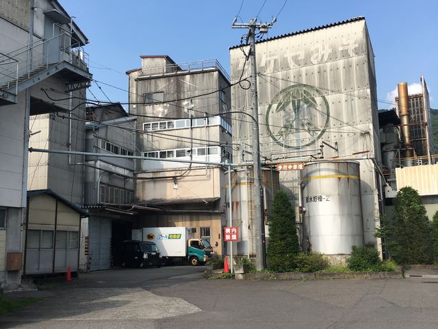 隣にある工場ですね。_タケヤ味噌会館