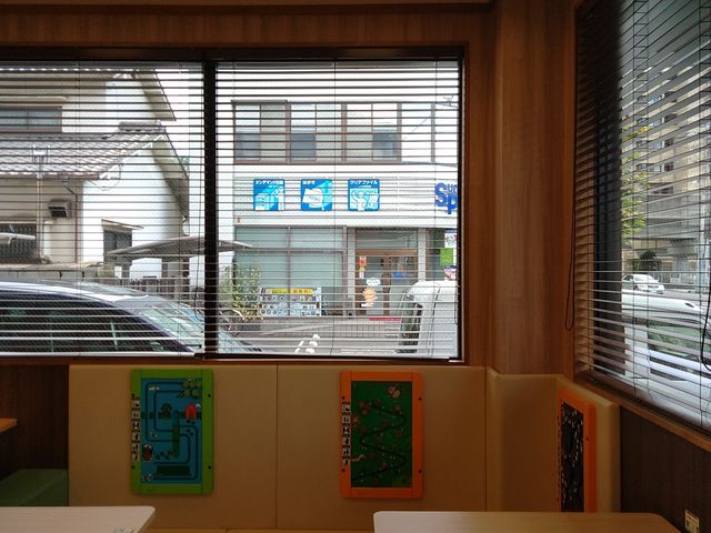 チャイルドスペース_ロッテリア松山中央通り店
