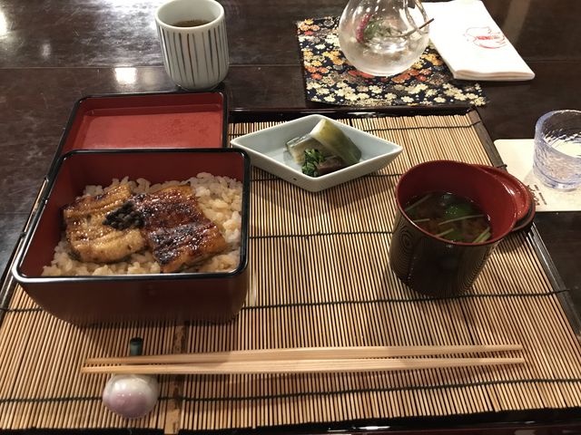 飯物は鰻でした_美濃吉 新阪急ホテル店