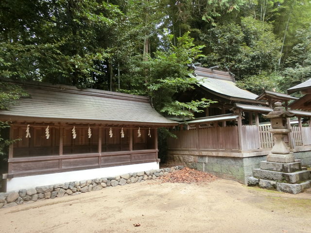 飛鳥坐神社