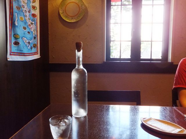 4人掛けテーブルの個室_YAMAKAWA